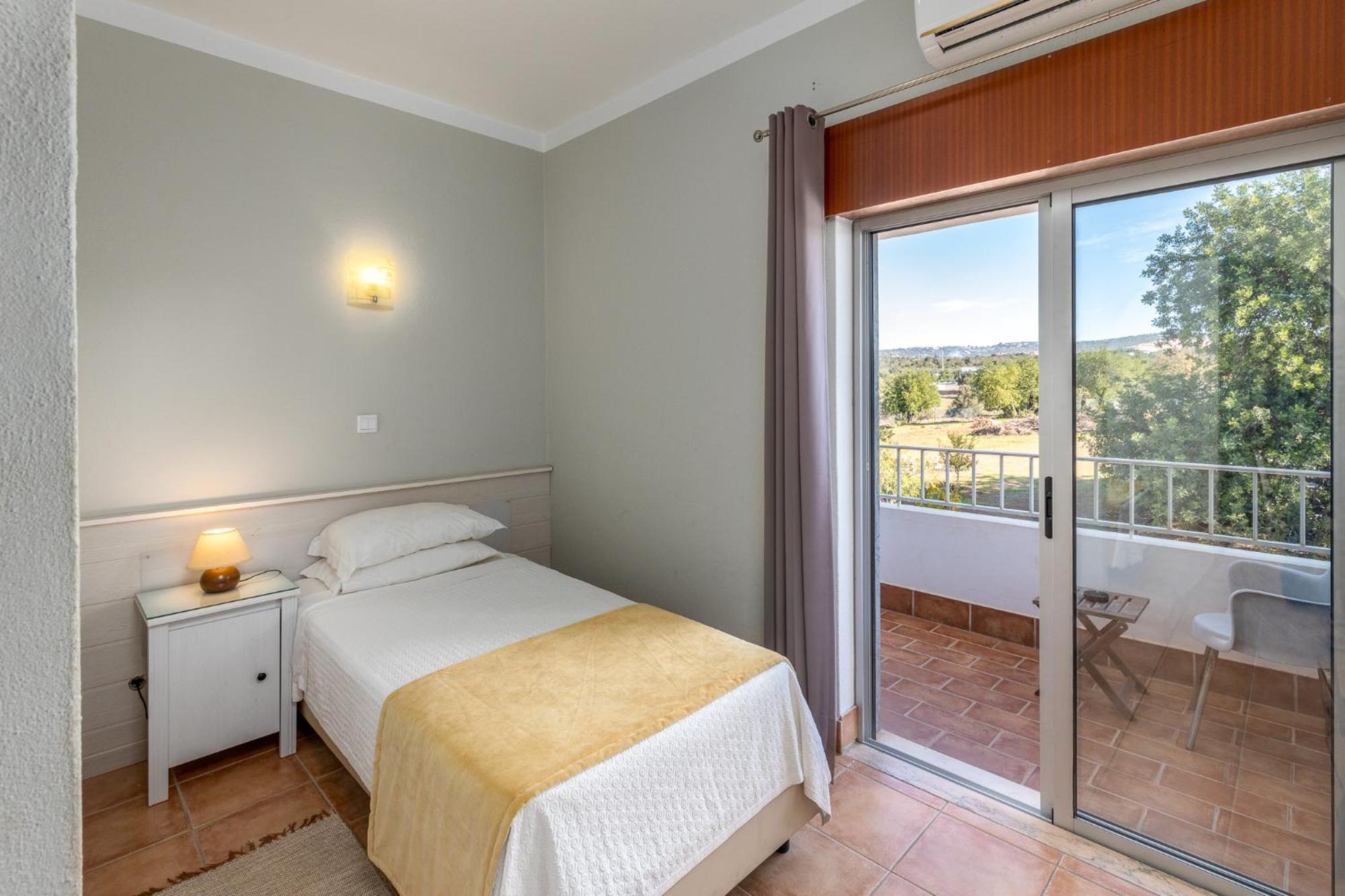 Guest House Oliveira Boliqueime Ngoại thất bức ảnh
