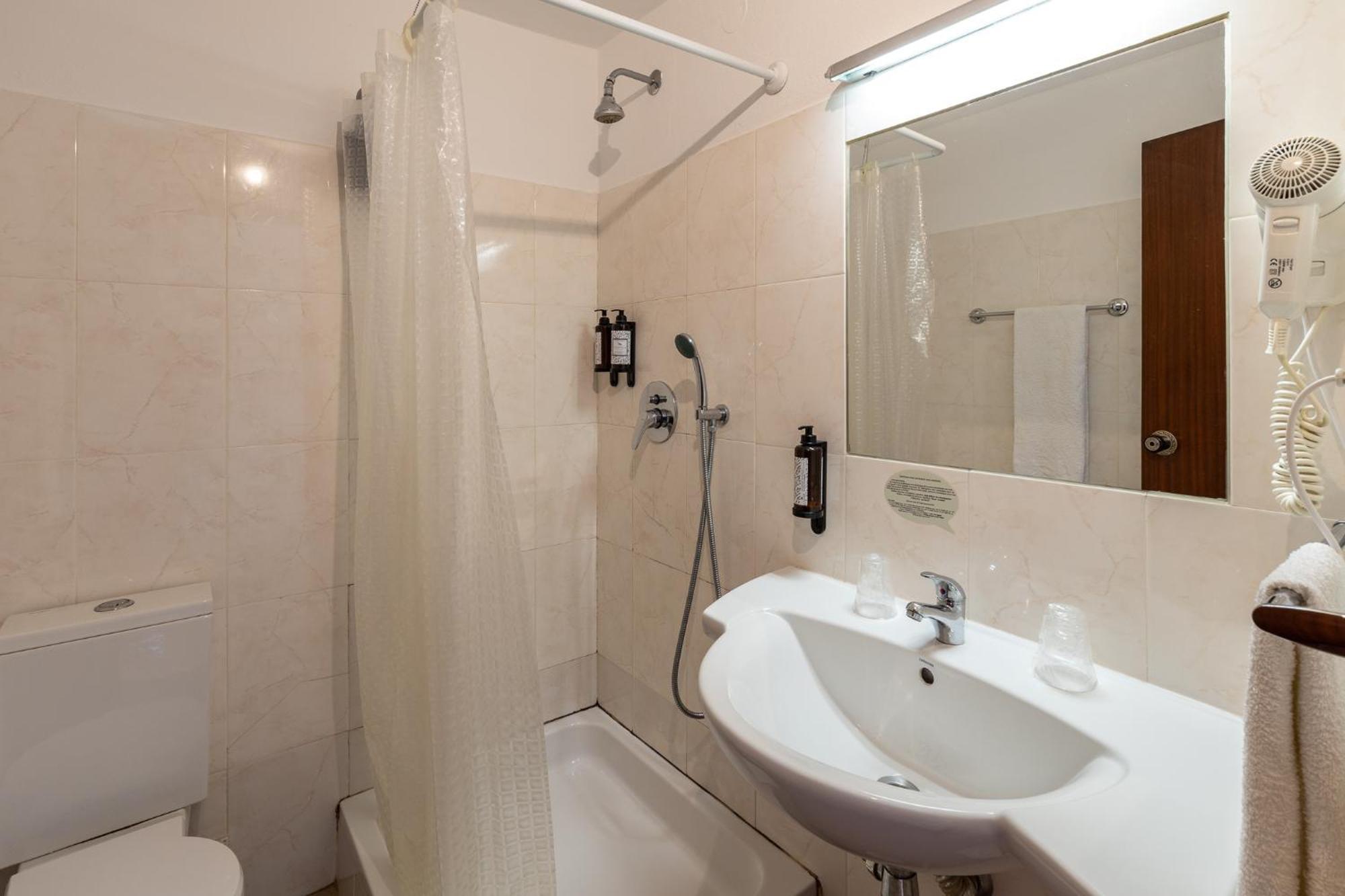 Guest House Oliveira Boliqueime Ngoại thất bức ảnh